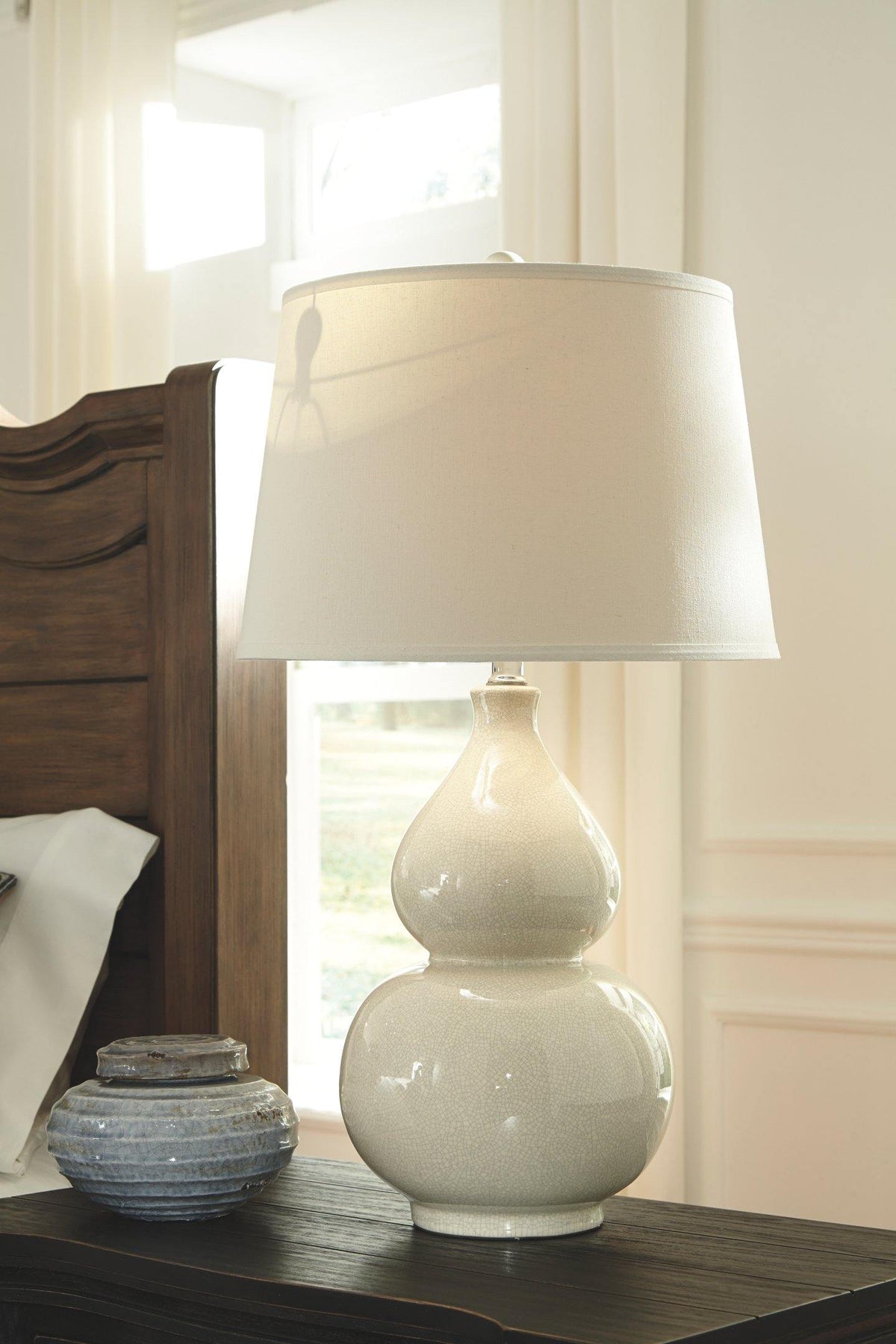 Misty Valley Saffi Cream Contemporary Elegance Double Gourd Shaped Base Table Lamp