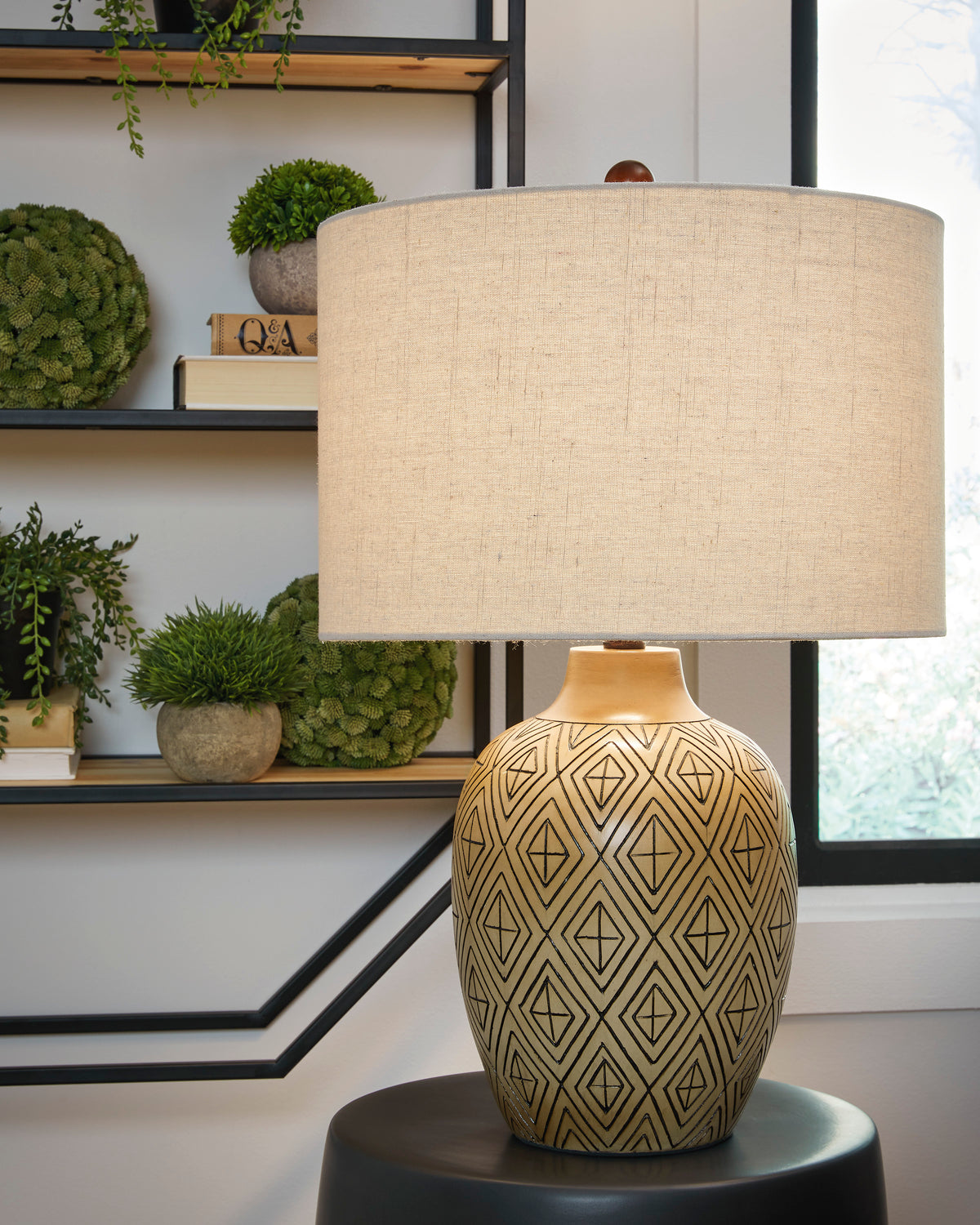Misty Valley Jairgan Tan/Black Casual Table Lamp (Set of 2)